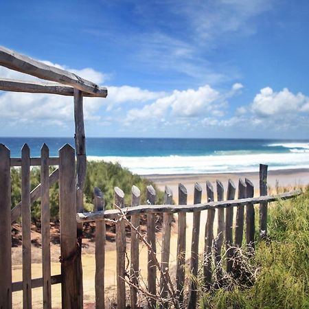 Tofinho Beach House Apartments Иньямбане Экстерьер фото