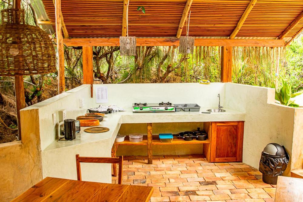 Tofinho Beach House Apartments Иньямбане Экстерьер фото