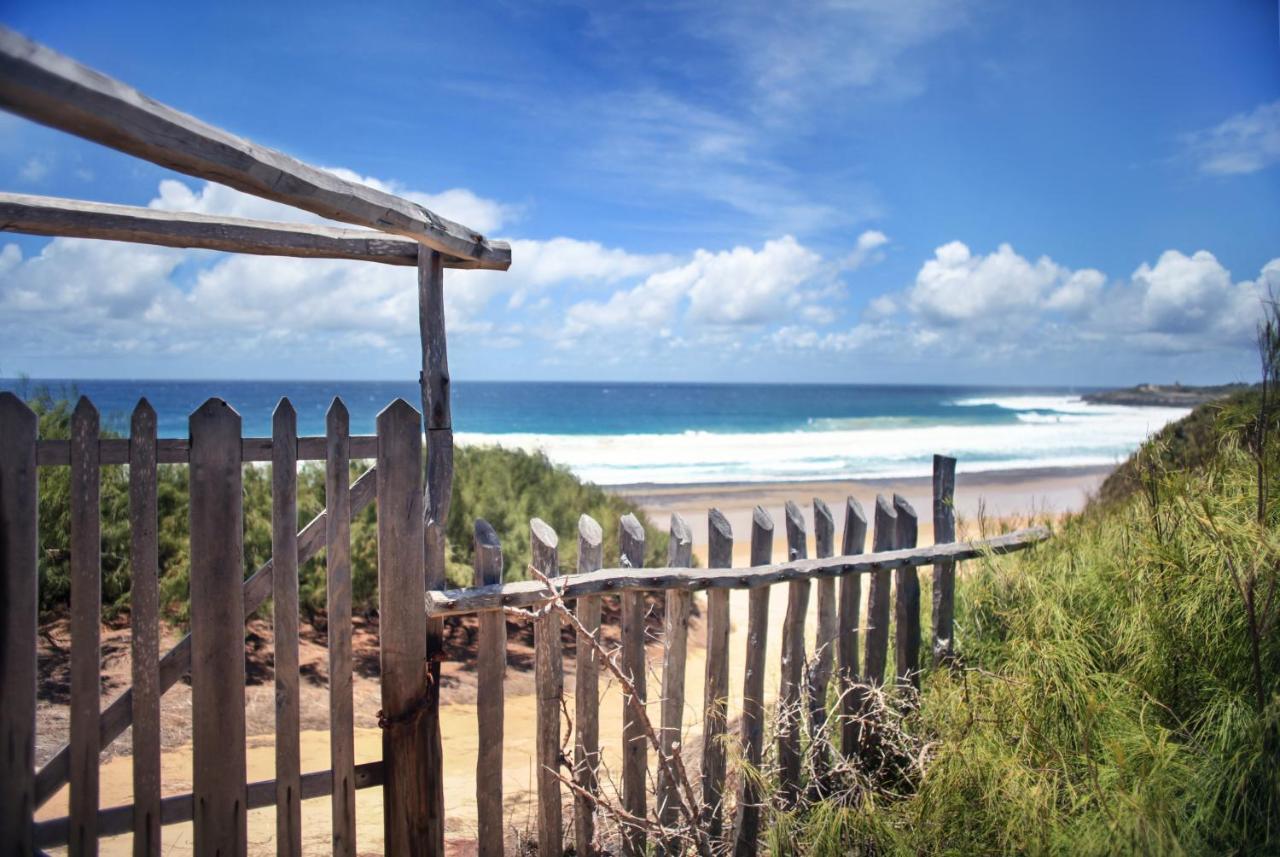Tofinho Beach House Apartments Иньямбане Экстерьер фото