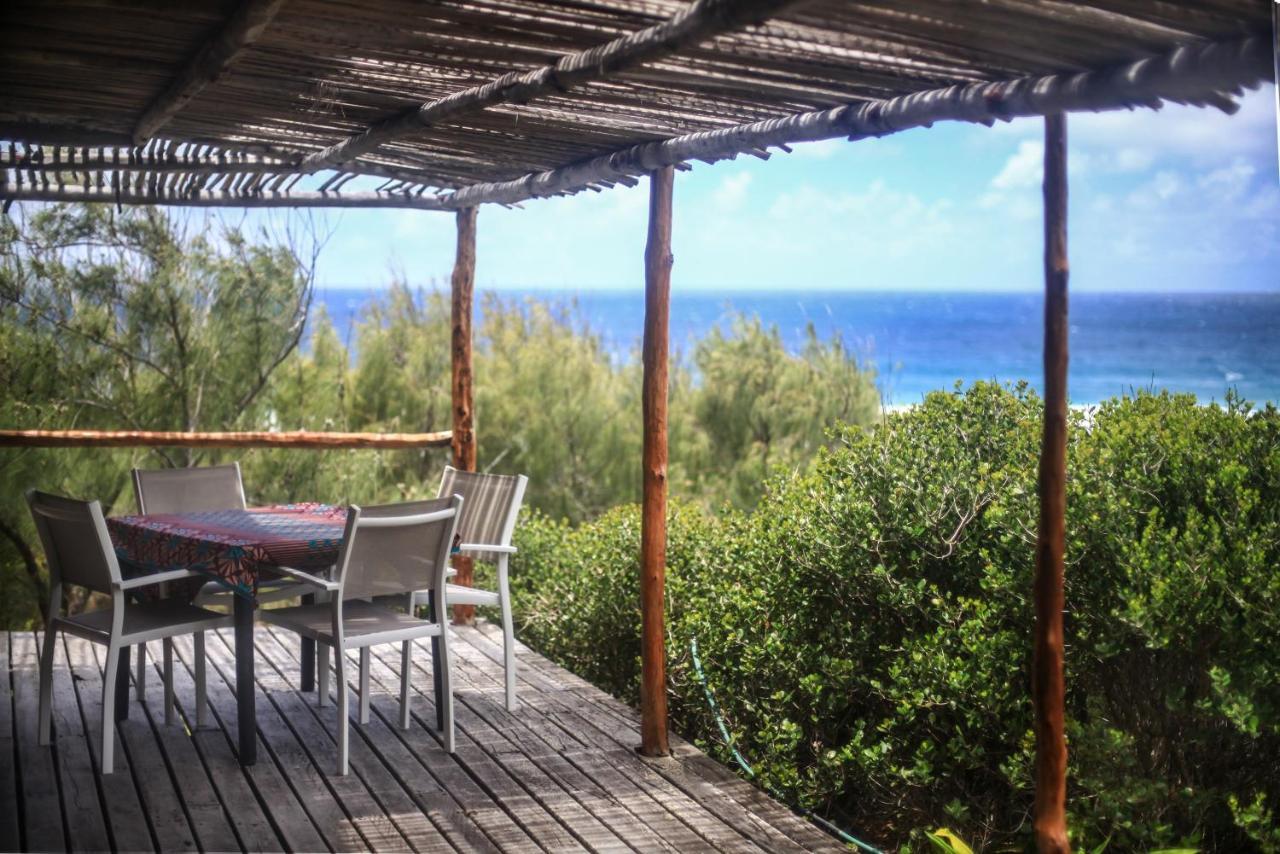Tofinho Beach House Apartments Иньямбане Экстерьер фото